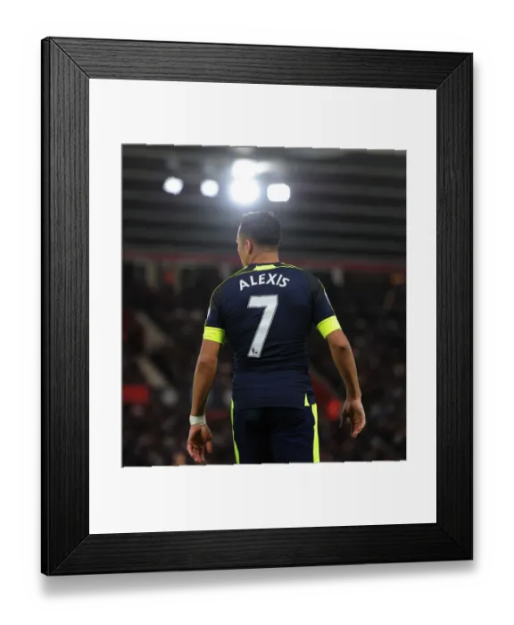 Framed Print : Alexis Sanchez in Action: Arsenal vs. Southampton, Premier League 2016-17