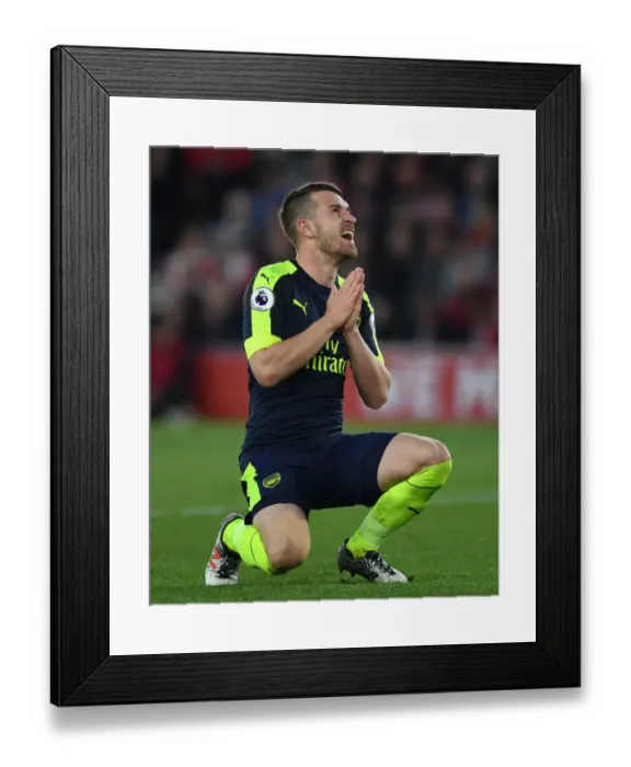 Framed Print : Aaron Ramsey in Action: Southampton vs. Arsenal, Premier League 2016-17