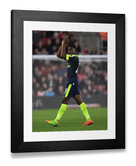 Framed Print : Danny Welbeck Bids Farewell to Arsenal Fans: Southampton vs Arsenal, Premier League 2016-17