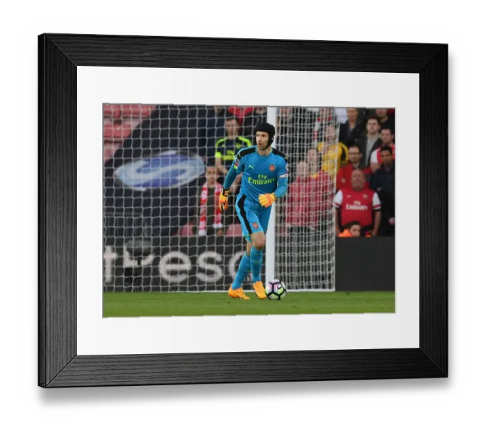 Framed Print : Focused Cech: Arsenal's Wall in Southampton's Premier League Battle (2016-17) Framed Print : Focused Cech: Arsenal's Wall in Southampton's Premier League Battle (2016-17)