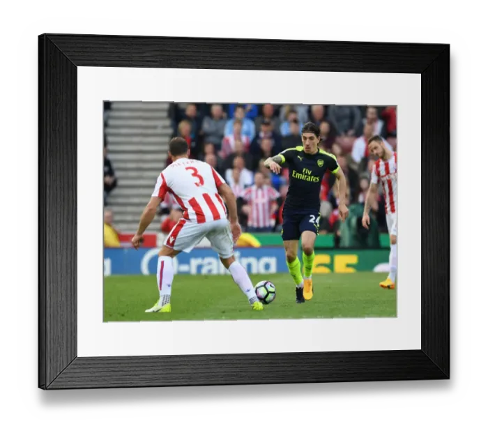 Framed Print : Bellerin vs Pieters: Intense Battle at Stoke City vs Arsenal (2016-17)
