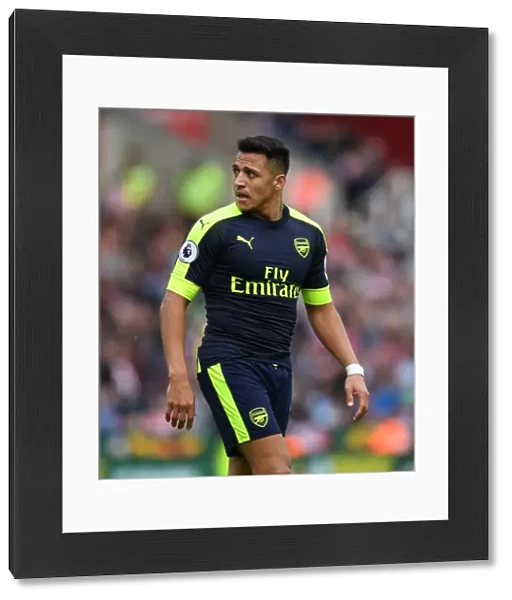 Alexis Sanchez in Action: Arsenal's Star Performance vs Stoke City, Premier League 2016-17