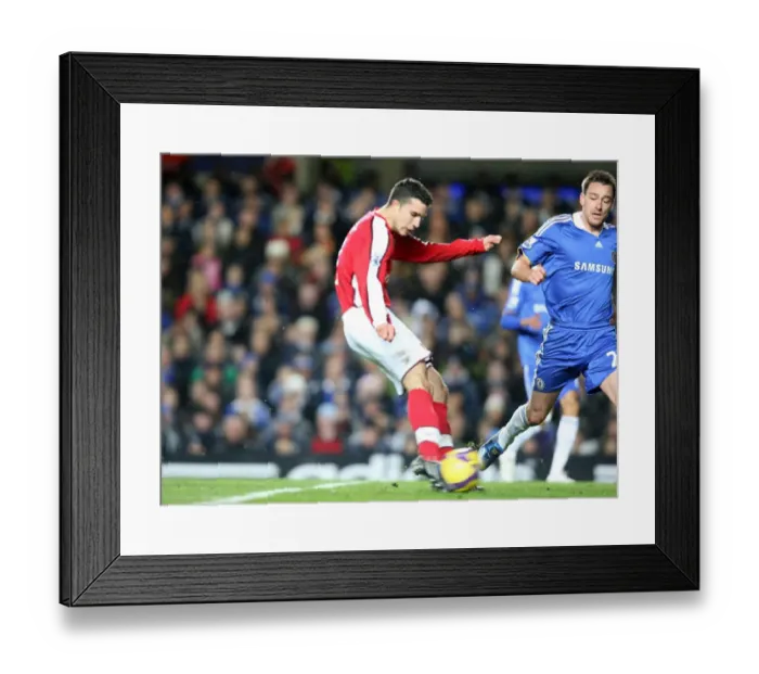 Framed Print : Robin van Persie's Pressure-Cooker Goal: Arsenal's 1-2 Over Chelsea in the Premier League (November 2008)