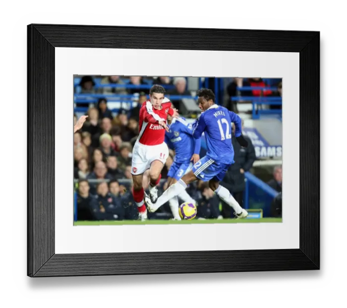 Framed Print : Robin van Persie (Arsenal) Jon Mikel Obi (Chelsea) Framed Print : Robin van Persie (Arsenal) Jon Mikel Obi (Chelsea)