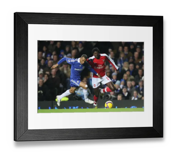 Framed Print : Emmanuel Adebayor (Arsenal) Jose Bosingwa (Chelsea) Framed Print : Emmanuel Adebayor (Arsenal) Jose Bosingwa (Chelsea)