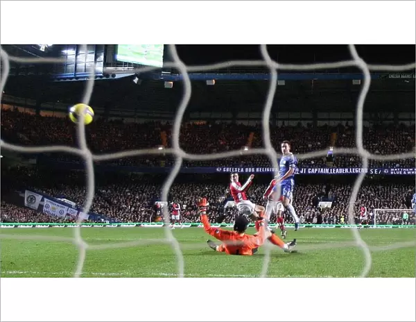 Van Persie Stuns Chelsea: The Thrilling Moment RVP Scores Arsenal's First Goal