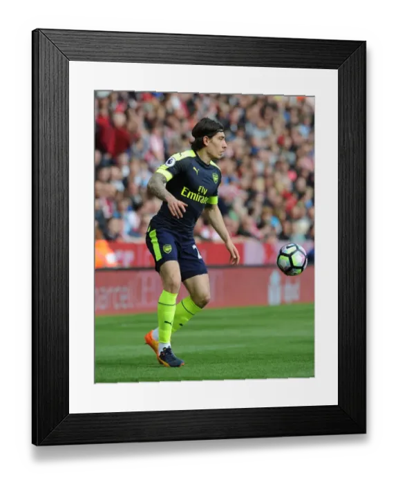 Framed Print : Hector Bellerin in Action: Stoke City vs. Arsenal, Premier League 2016-17