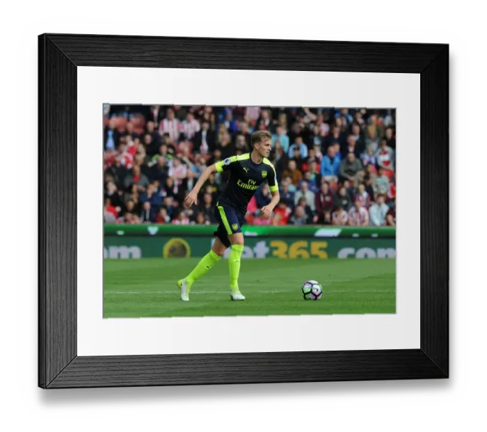 Framed Print : Rob Holding in Action: Arsenal vs Stoke City, Premier League 2016-17 Framed Print : Rob Holding in Action: Arsenal vs Stoke City, Premier League 2016-17