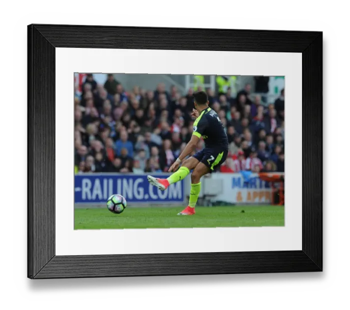 Framed Print : Alexis Sanchez in Action: Stoke City vs. Arsenal, Premier League 2016-17