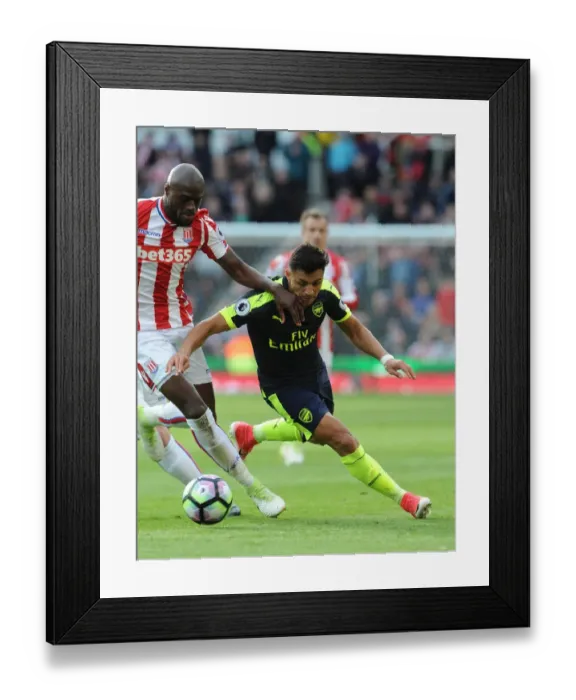 Framed Print : Clash at the Bet365: Sanchez vs. Martins Indi Framed Print : Clash at the Bet365: Sanchez vs. Martins Indi