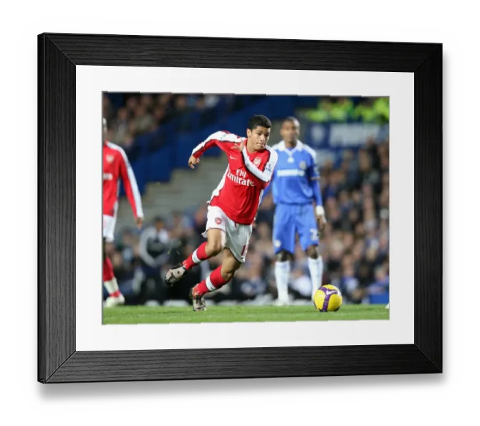Framed Print : Denilson's Brilliant Performance: Arsenal's 2-1 Victory Over Chelsea at Stamford Bridge (November 2008) Framed Print : Denilson's Brilliant Performance: Arsenal's 2-1 Victory Over Chelsea at Stamford Bridge (November 2008)