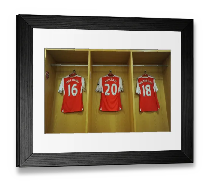 Framed Print : Arsenal Trio: Holding, Mustafi, Monreal - Pre-Match Huddle (Arsenal v Sunderland, 2016-17)