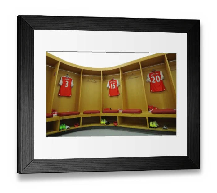 Framed Print : Arsenal Changing Room: Holding, Mustafi, and Gibbs Prepare for Arsenal v Sunderland (2016-17)