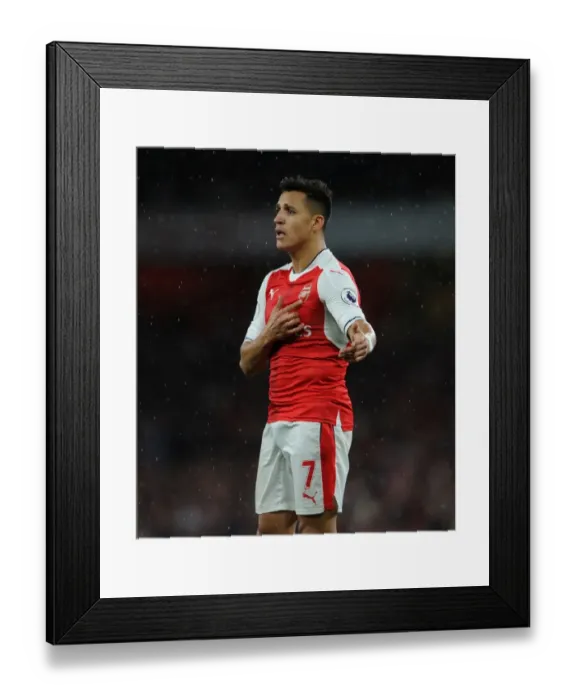 Framed Print : Alexis Sanchez in Action: Arsenal vs Sunderland, Premier League 2016-17