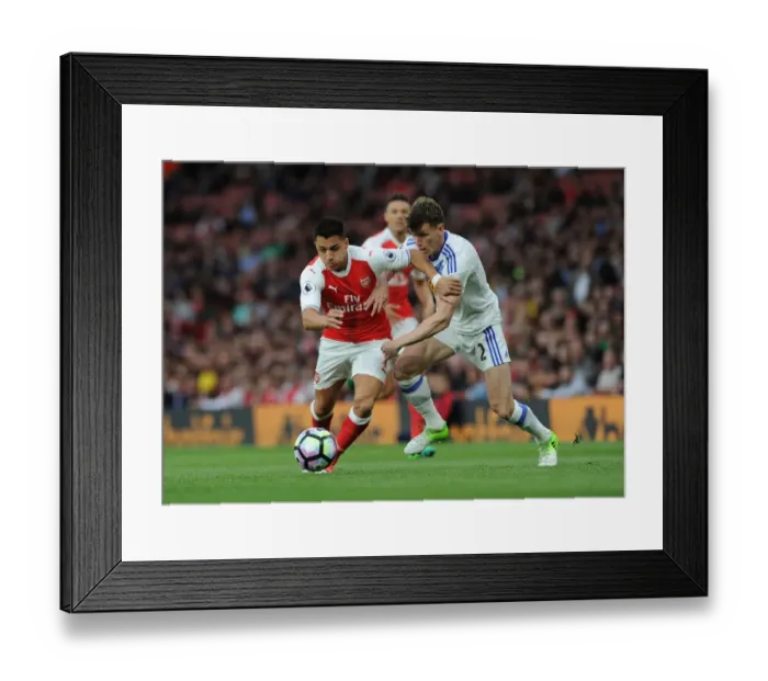 Framed Print : Arsenal's Alexis Sanchez vs. Sunderland's Billy Jones: A Premier League Face-Off Framed Print : Arsenal's Alexis Sanchez vs. Sunderland's Billy Jones: A Premier League Face-Off
