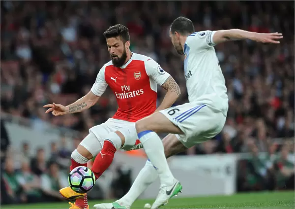 Giroud vs. O'Shea: A Strategic Showdown at Emirates Stadium - Arsenal vs. Sunderland, Premier League 2016-17