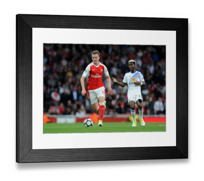Framed Print : Rob Holding in Action: Arsenal vs Sunderland, Premier League 2016-17 Framed Print : Rob Holding in Action: Arsenal vs Sunderland, Premier League 2016-17