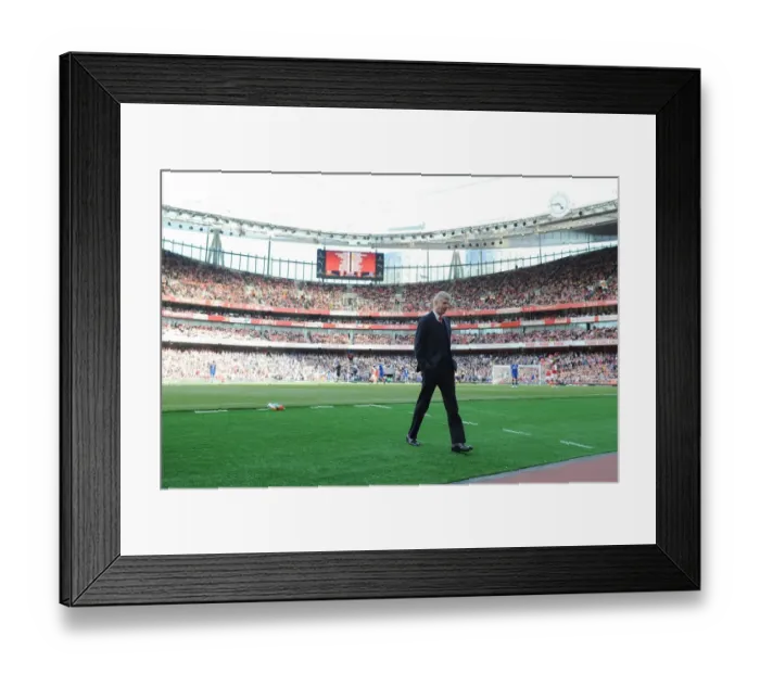Framed Print : Arsene Wenger Leads Arsenal Against Everton in Premier League Showdown (2016-17)