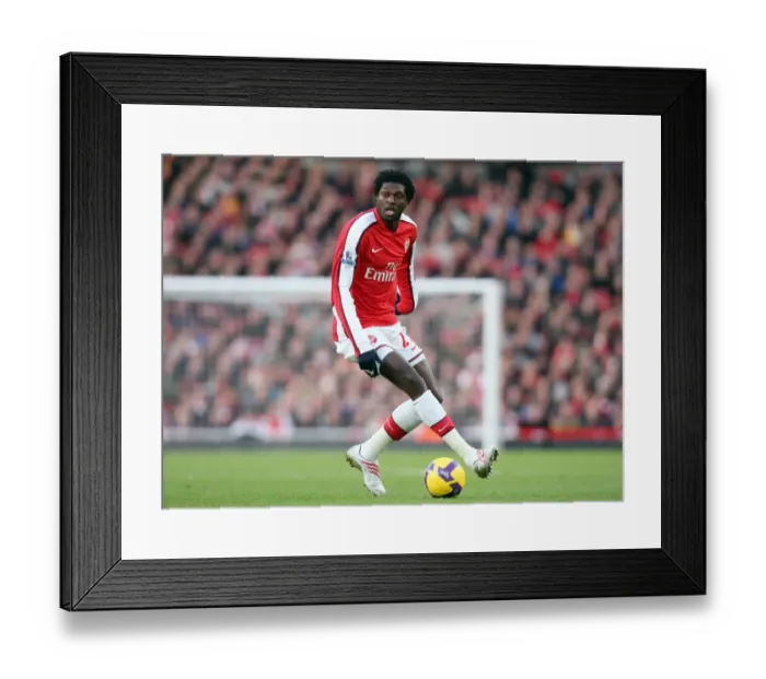 Framed Print : Adebayor's Decisive Strike: Arsenal's 1-0 Victory Over Wigan Athletic, December 6, 2008