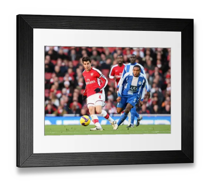 Framed Print : Cesc Fabregas (Arsenal) Wilson Palacios (Wigan) Framed Print : Cesc Fabregas (Arsenal) Wilson Palacios (Wigan)