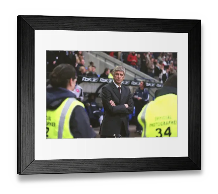 Framed Print : Arsene Wenger the Arsenal manager. Bolton Wanderers 2: 0 Arsenal. FA Premiership