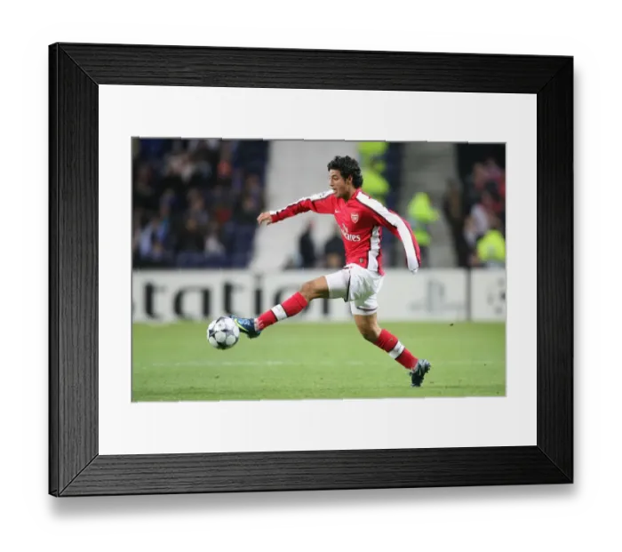 Framed Print : Carlos Vela's Brace Sinks Arsenal: FC Porto 2-0, UEFA Champions League, Group G, Estadio do Dragao, 10 / 12 / 2008