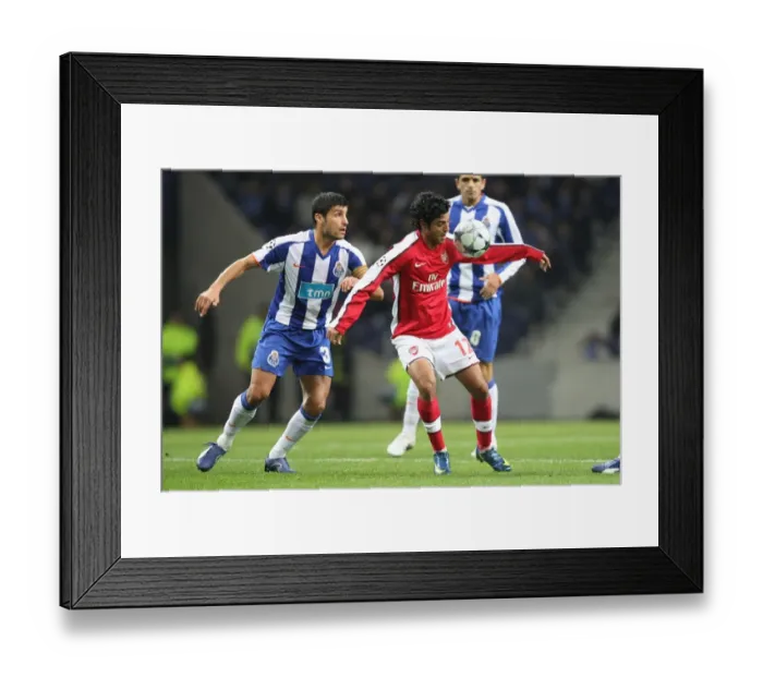 Framed Print : Carlos Vela (Arsenal) Pedro Emanuel (FC Porto) Framed Print : Carlos Vela (Arsenal) Pedro Emanuel (FC Porto)