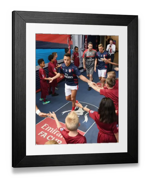 Framed Print : Arsenal's Sanchez and Ozil: United Before The FA Cup Final Showdown (Arsenal v Chelsea, 2017)