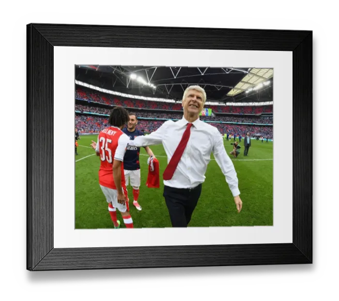 Framed Print : Arsene Wenger and Mohamed Elneny: Celebrating Arsenal's FA Cup Victory over Chelsea