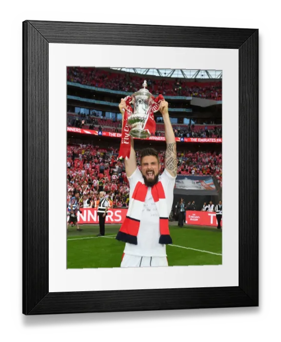 Framed Print : Arsenal's Olivier Giroud Celebrates FA Cup Victory over Chelsea