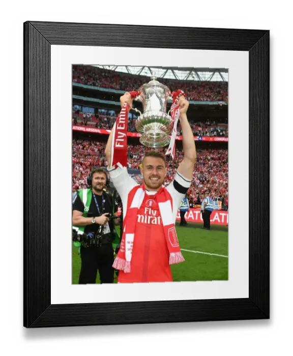 Framed Print : Arsenal's Aaron Ramsey Celebrates FA Cup Victory over Chelsea, 2017