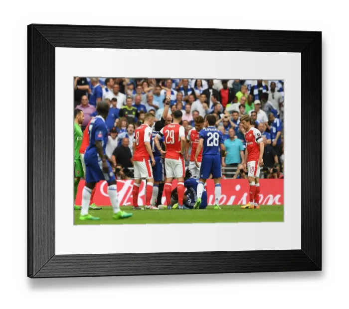 Framed Print : Arsenal v Chelsea FA Cup Final: Anthony Taylor Red Cards Victor Moses