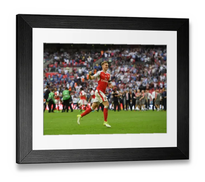 Framed Print : Rob Holding's Emotional FA Cup Victory Celebration: Arsenal's Triumph over Chelsea Framed Print : Rob Holding's Emotional FA Cup Victory Celebration: Arsenal's Triumph over Chelsea