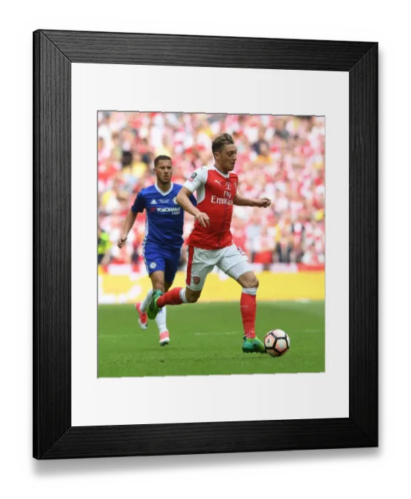 Framed Print : Mesut Ozil (Arsenal). Arsenal 2: 1 Chelsea. FA Cup Final. Wembley Stadium, 27  /  5  /  17