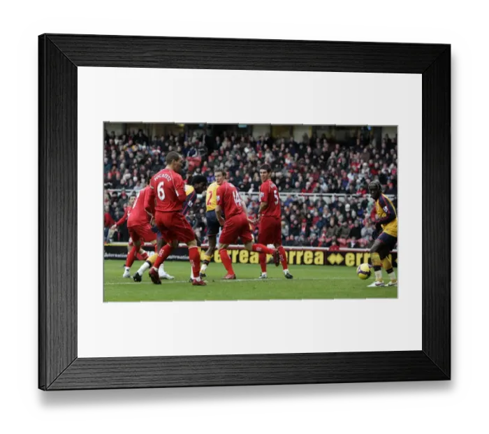 Framed Print : Emmanuel Adebayor scores Arsenals goal beating Robert Framed Print : Emmanuel Adebayor scores Arsenals goal beating Robert