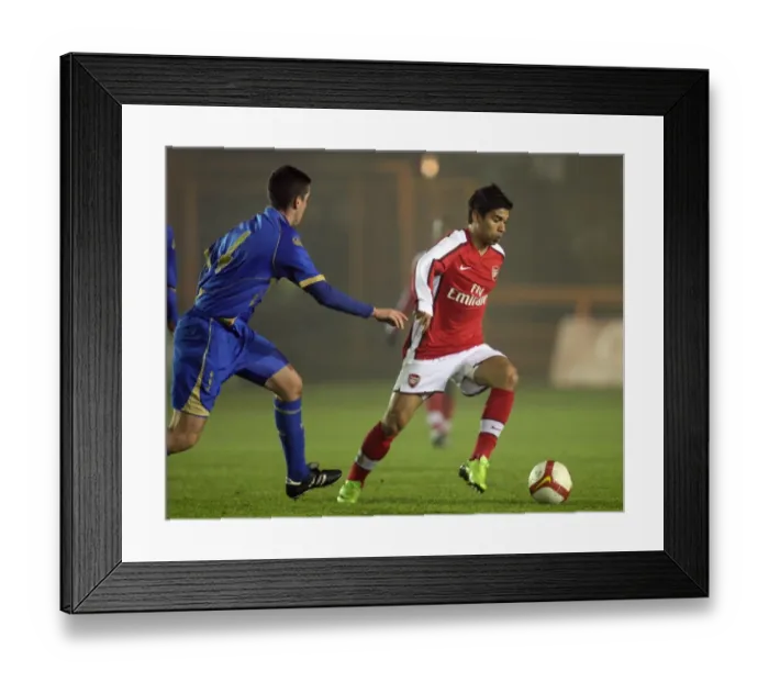 Framed Print : Eduardo (Arsenal) Richard Duffy (Portsmouth)