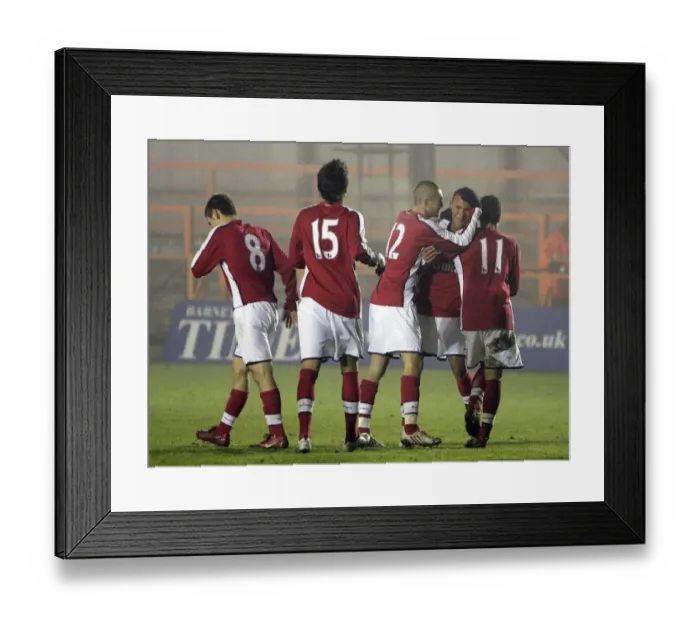 Framed Print : Kieran Gibbs celebrates scoring Arsenals 2nd goal