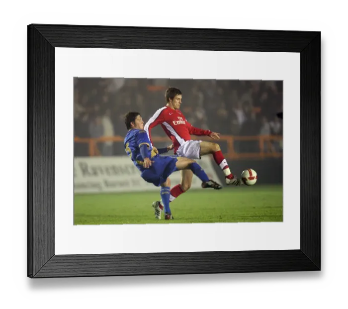Framed Print : Aaron Ramsey (Arsenal) Callum Reynolds (Portsmouth) Framed Print : Aaron Ramsey (Arsenal) Callum Reynolds (Portsmouth)
