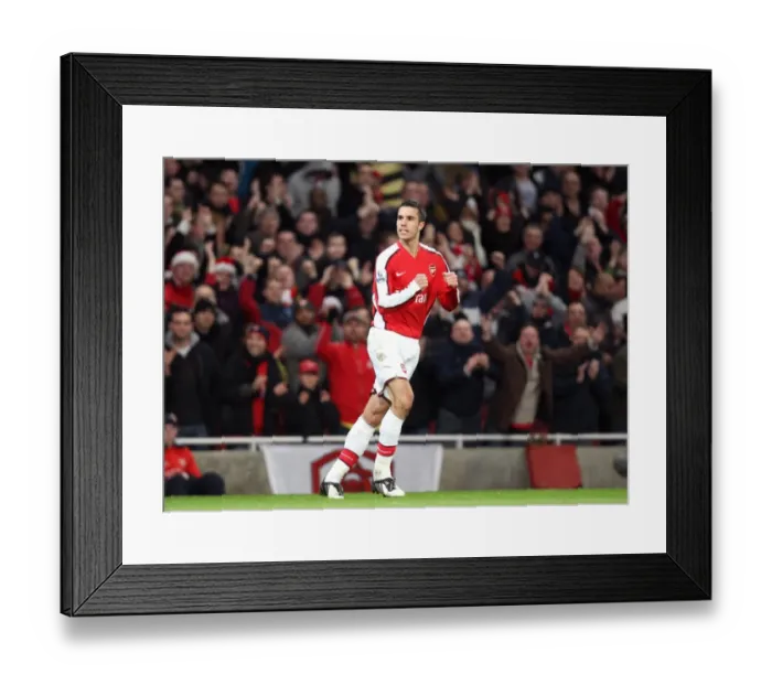Framed Print : Robin van Persie's Thrilling Goal: Arsenal vs Liverpool (12 / 21 / 08)