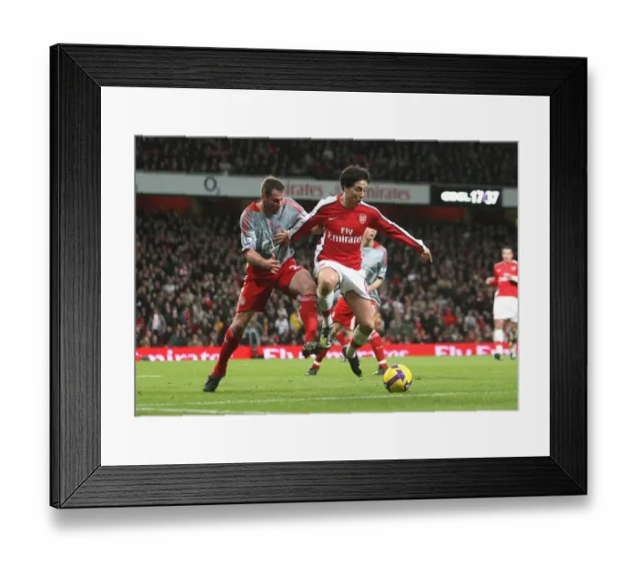 Framed Print : Samir Nasri (Arsenal) Jamie Carragher (Liverpool) Framed Print : Samir Nasri (Arsenal) Jamie Carragher (Liverpool)