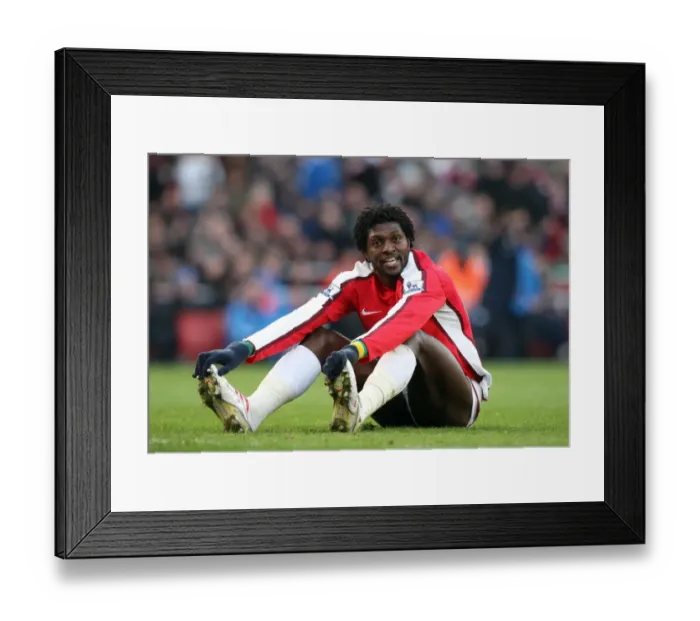 Framed Print : Adebayor's Dramatic Winner: Arsenal 1-0 Portsmouth, Barclays Premier League, Emirates Stadium (December 28, 2008)