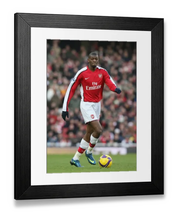 Framed Print : Abou Diaby's Stunner: Arsenal's Winning Goal Against Portsmouth, 2008