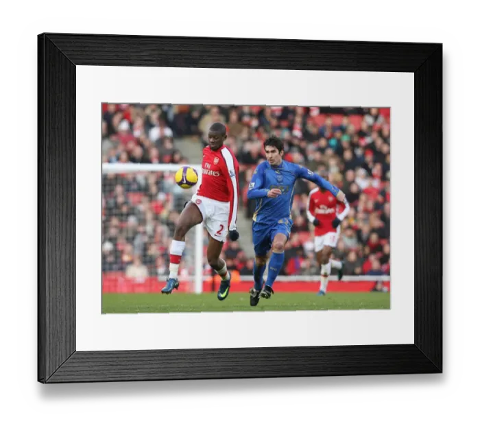 Framed Print : Diaby's Dominance: Arsenal's 1-0 Victory over Portsmouth, 28 / 12 / 2008