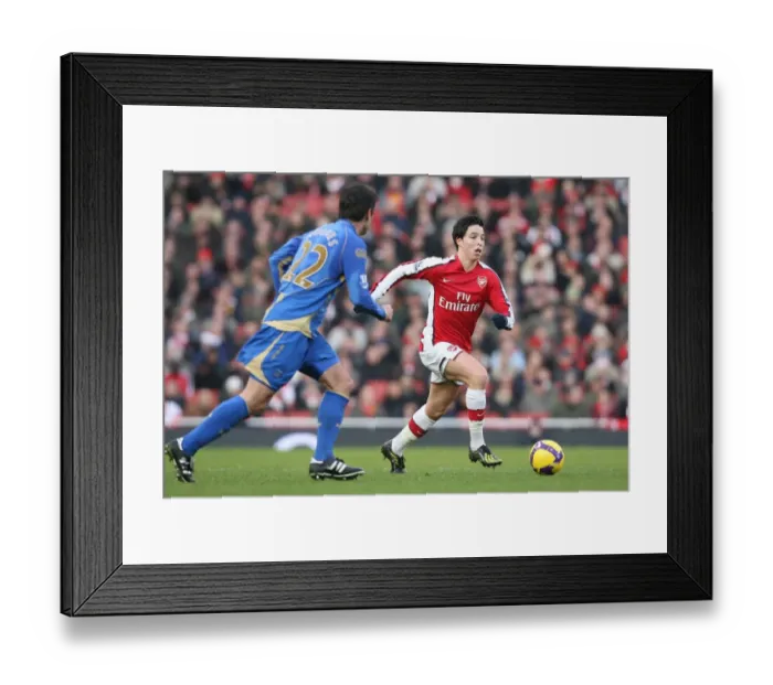 Framed Print : Samir Nasri (Arsenal) Richard Hughes (Portsmouth) Framed Print : Samir Nasri (Arsenal) Richard Hughes (Portsmouth)