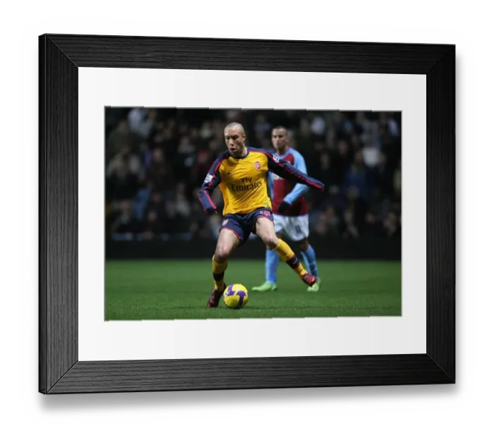 Framed Print : Mikael Silvestre: A Battle at Villa Park - Arsenal vs Aston Villa, 2008 Framed Print : Mikael Silvestre: A Battle at Villa Park - Arsenal vs Aston Villa, 2008