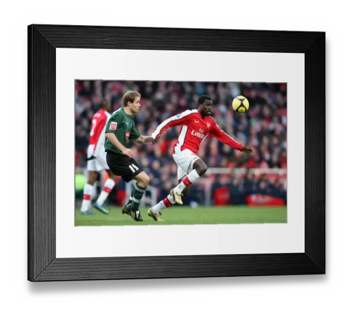 Framed Print : Arsenal's Emmanuel Eboue Shines in 3:1 FA Cup Victory over Plymouth Argyle, 3 / 1 / 09