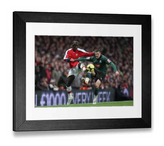 Framed Print : Bacary Sagna (Arsenal) Jamie MacKie (Plymouth)