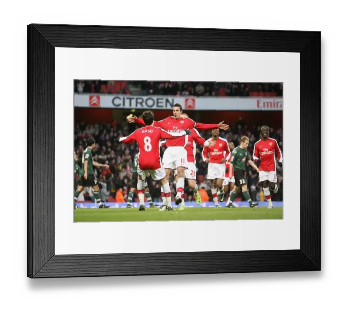 Framed Print : Robin van Persie's Thrilling Debut Goal: Arsenal's 3-1 FA Cup Victory over Plymouth Argyle (2009)