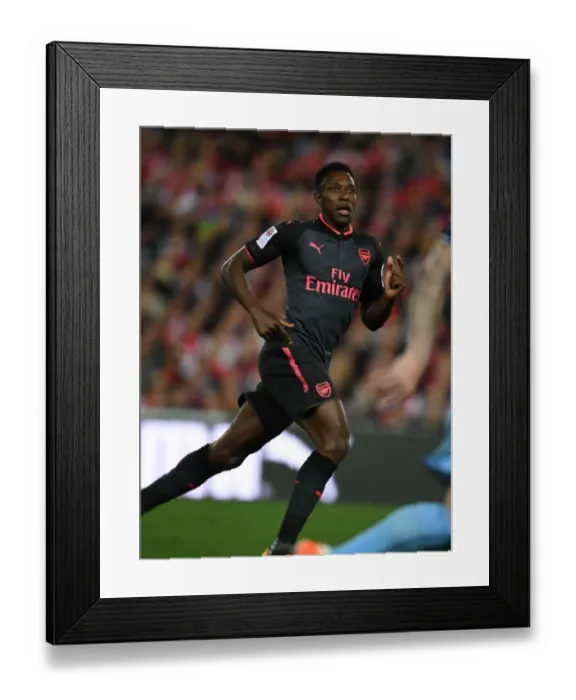 Framed Print : Danny Welbeck in Action: Sydney FC vs. Arsenal (2017) Framed Print : Danny Welbeck in Action: Sydney FC vs. Arsenal (2017)