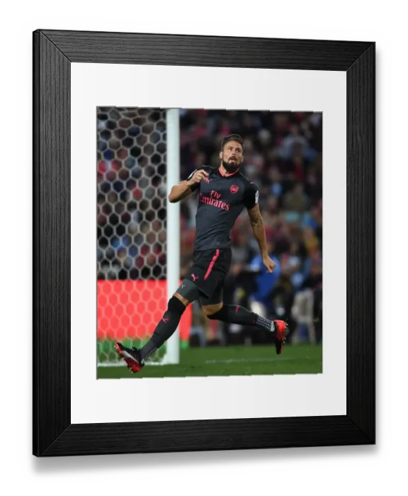 Framed Print : Olivier Giroud in Action: Arsenal vs. Sydney FC (2017) Framed Print : Olivier Giroud in Action: Arsenal vs. Sydney FC (2017)
